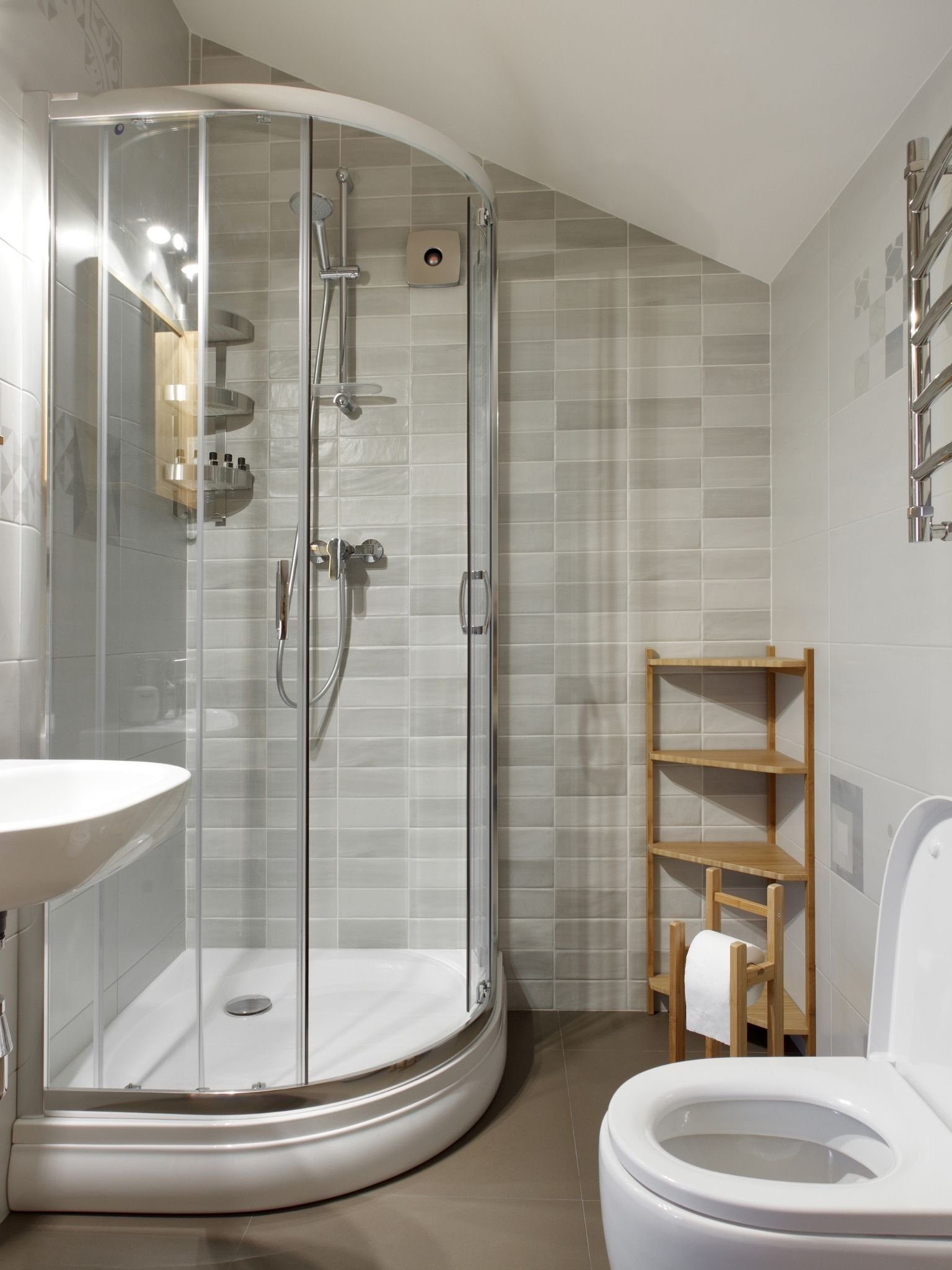 complete bathroom fitter SW6 4TS