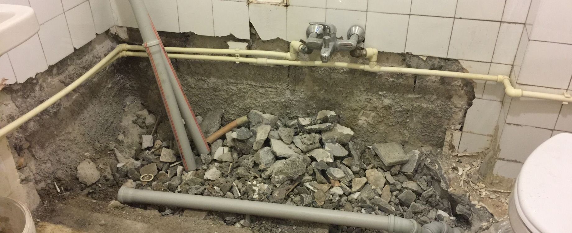 bathroom fitter near me SW6 4TS